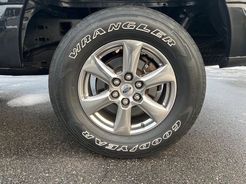 Used 2018 Ford F150 XLT w/ Equipment Group 302A Luxury image 38