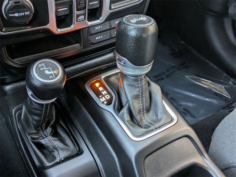 Used 2024 Jeep Wrangler Sport S image 20