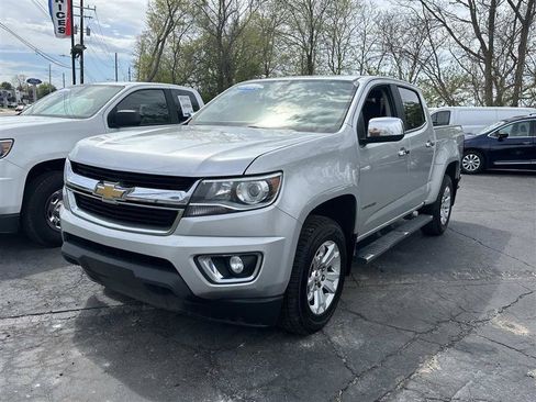 Used 2018 Chevrolet Colorado LT w/ Luxury Package, Chrome AWD/4WD image 5