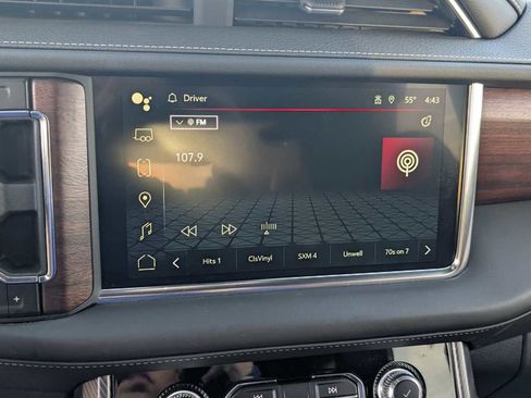 Used 2024 GMC Yukon XL Denali Ultimate image 15