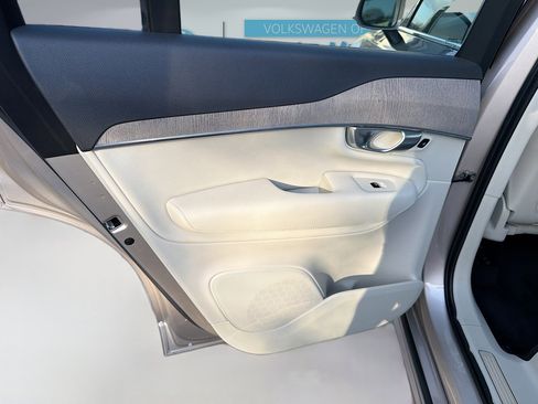 Used 2023 Volvo XC90 B6 Plus w/ Protection Package Premier image 26