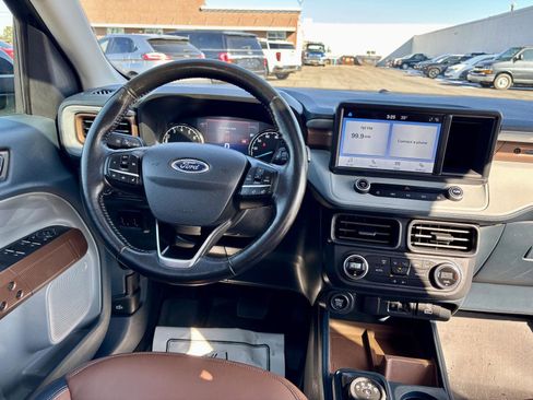 Used 2022 Ford Maverick Lariat w/ Equipment Group 500A Standard image 8