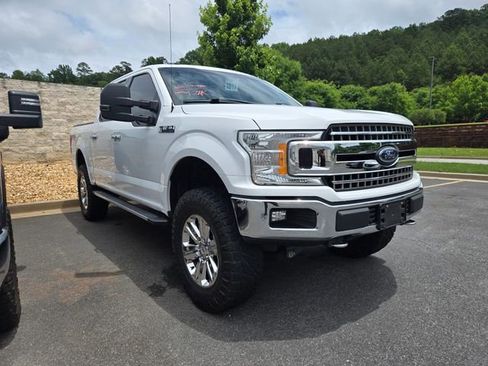 Used 2018 Ford F150 XLT w/ Equipment Group 302A Luxury AWD/4WD image 3