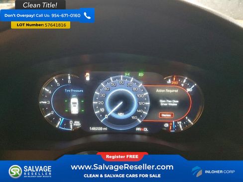 Used 2018 Cadillac Escalade Premium Luxury RWD image 12