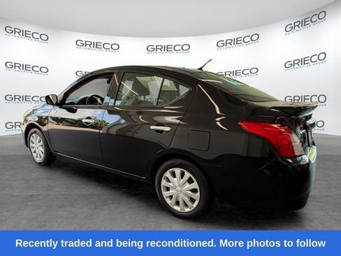 Used 2019 Nissan Versa SV FWD image 5