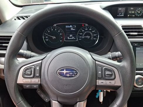 Used 2017 Subaru Forester 2.5i Premium AWD/4WD image 24