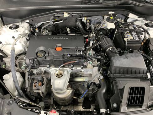 Used 2023 Honda HR-V Sport image 11