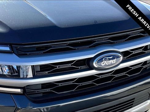 Used 2023 Ford Expedition Max XLT image 32