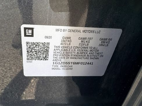 Used 2021 Chevrolet Malibu LT FWD image 8