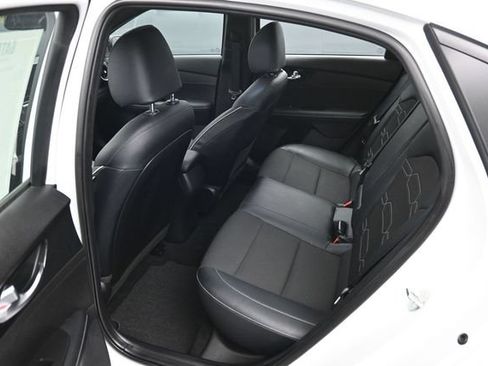 Used 2023 Kia Forte GT-Line w/ GT-Line Premium Package FWD image 10
