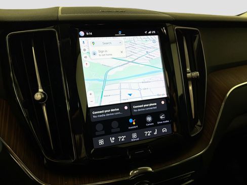 Certified 2023 Volvo XC60 B5 Plus w/ Protection Package Premier FWD image 13