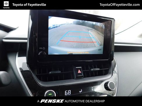 Used 2025 Toyota Corolla LE image 10