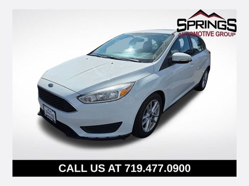 Used 2016 Ford Focus SE w/ SE Power Seat Package FWD image 1