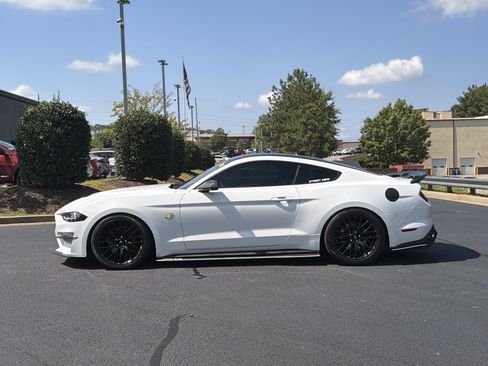 Used 2021 Ford Mustang GT w/ Equipment Group 301A RWD image 11