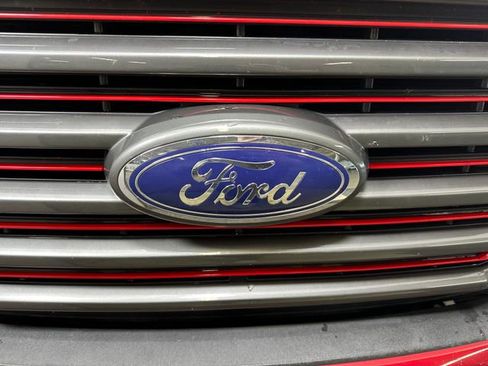 Used 2016 Ford F150 Lariat w/ Equipment Group 502A Luxury image 9