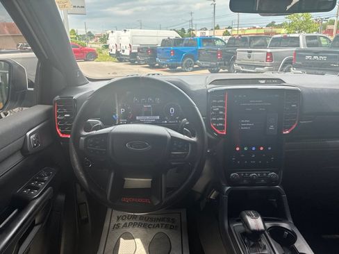 Used 2024 Ford Ranger Raptor AWD/4WD image 4
