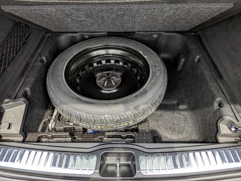 Used 2020 Mercedes-Benz GLE 350 4MATIC image 43