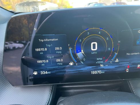 Used 2025 Chevrolet Equinox LT image 36