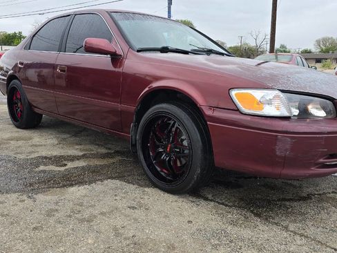 Used 2001 Toyota Camry LE image 5
