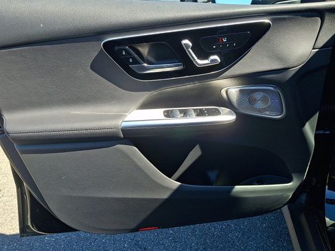 Used 2026 Mercedes-Benz GLC 300 4MATIC Coupe image 12