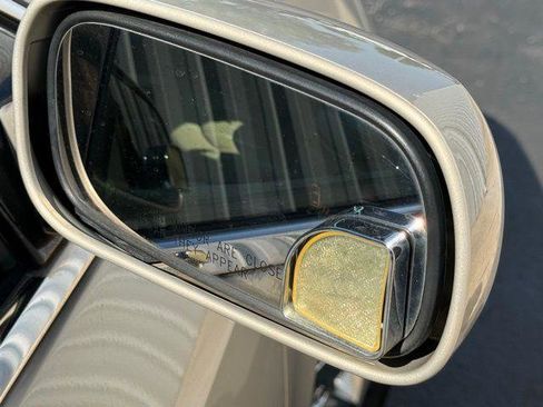 Used 2008 Buick Lucerne CXL w/ Ultra Confidence Package image 15