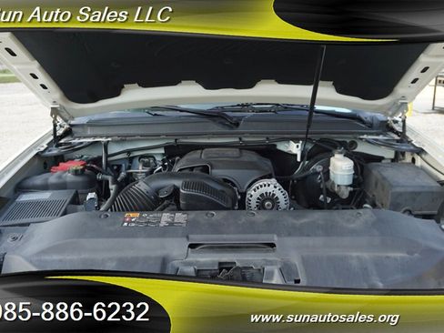 Used 2014 Cadillac Escalade Premium RWD image 28
