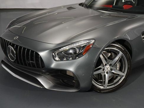 Used 2018 Mercedes-Benz AMG GT Roadster image 6