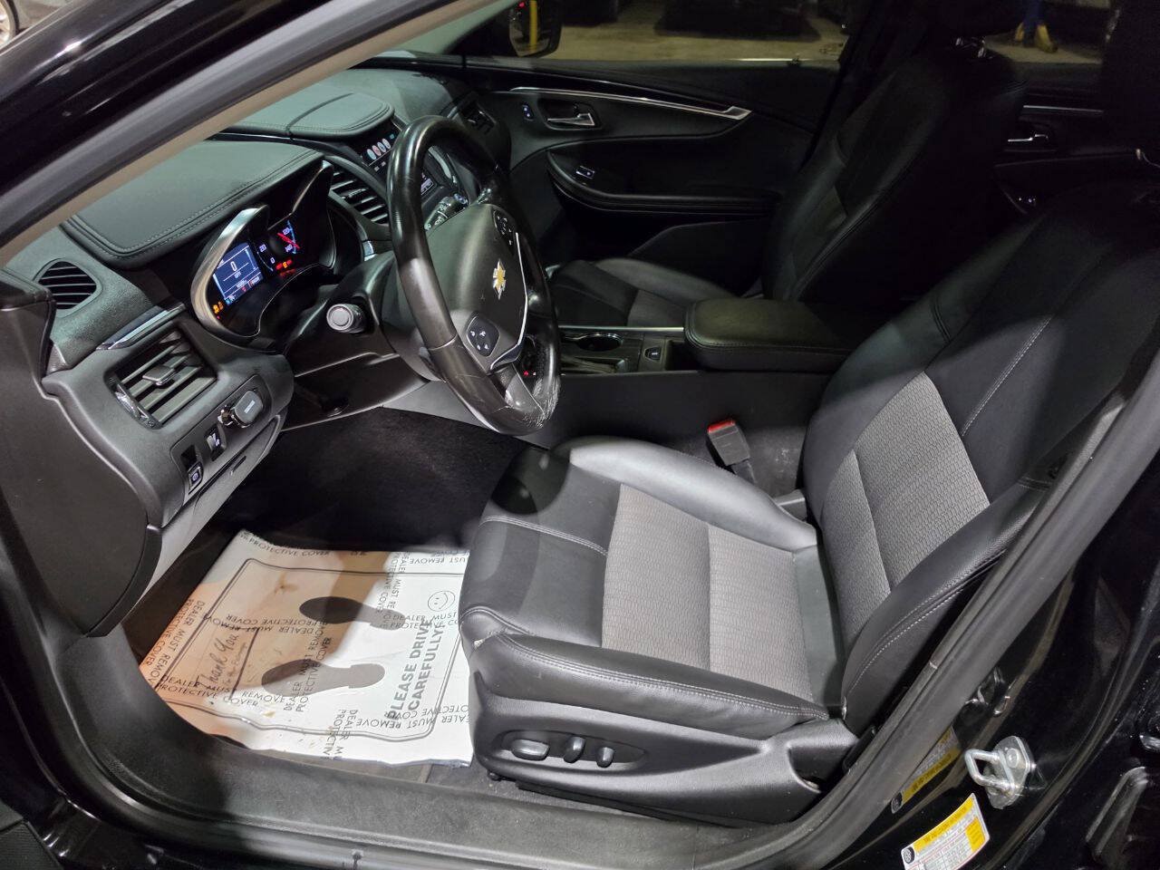 Used 2019 Chevrolet Impala LT FWD image 22