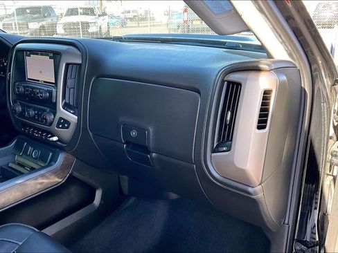 Used 2018 GMC Sierra 2500 Denali w/ Duramax Plus Package image 16