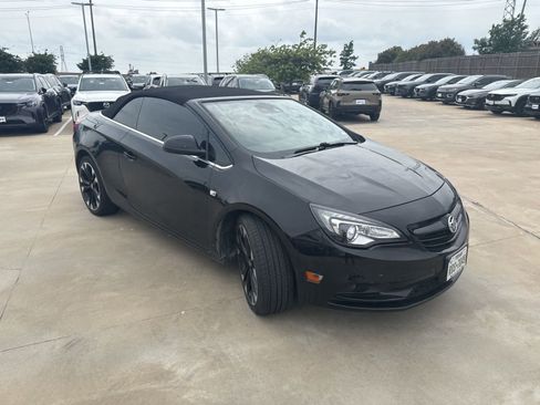Used 2019 Buick Cascada Sport Touring w/ Dark Effects Package image 5