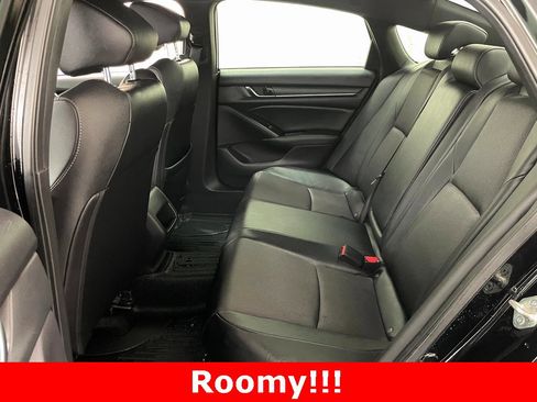 Used 2020 Honda Accord Sport image 9