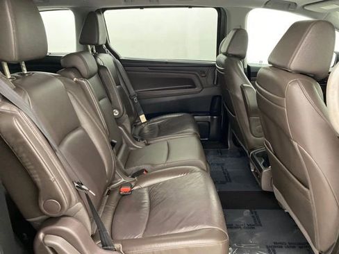 Used 2018 Honda Odyssey Touring image 37