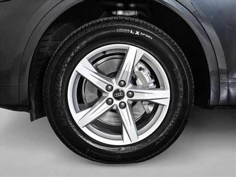 Certified 2023 Audi Q5 2.0T Premium w/ Convenience Package AWD/4WD image 25