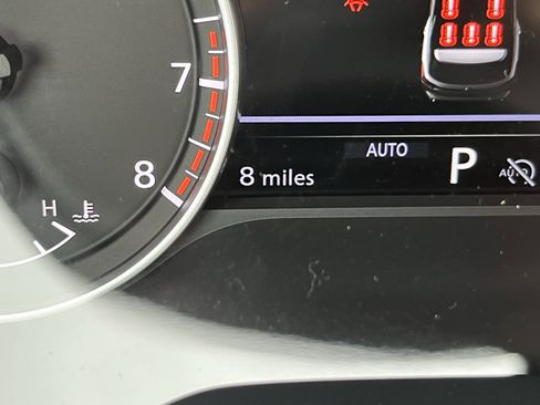 New 2025 Nissan Pathfinder SV w/ SV Premium Package image 26