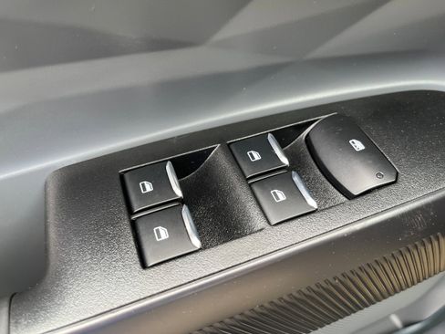 New 2026 Ford Maverick XL AWD/4WD image 18