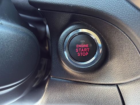 Used 2021 Subaru Ascent Premium w/ Convenience Package image 10