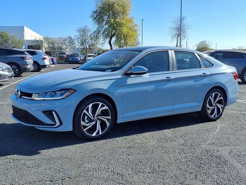 New 2026 Volkswagen Jetta SEL image 2