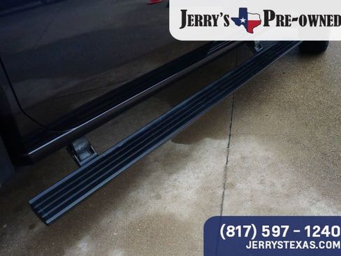 Used 2024 GMC Sierra 2500 AT4 w/ AT4 Premium Plus Package image 26