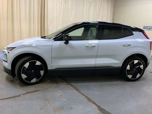 Used 2025 Volvo EX30 Ultra w/ Climate Package AWD/4WD image 6