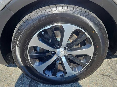 Used 2017 Kia Sorento EX w/ EX Advanced Touring Package image 7