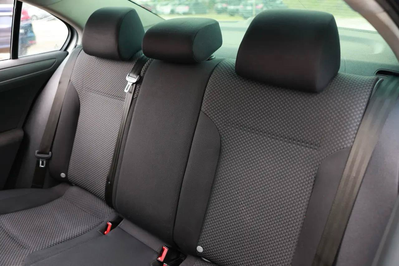 Used 2012 Volkswagen Jetta S FWD image 8