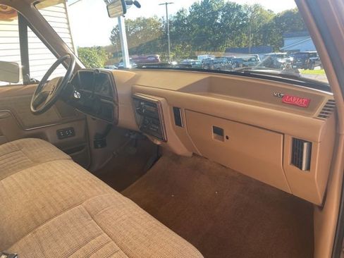 Used 1990 Ford F150 2WD Regular Cab image 24