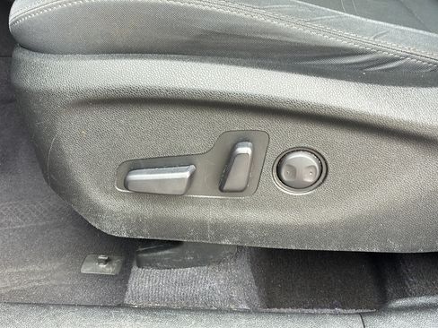 Used 2019 Kia Sorento FWD V6 image 14