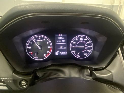 Used 2022 Subaru Outback Premium AWD/4WD image 16