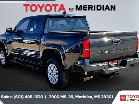 New 2025 Toyota Tacoma SR5 image 3