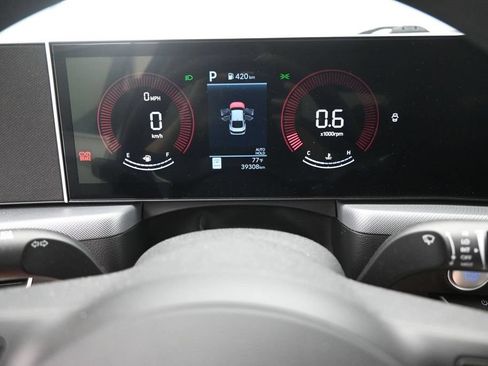 Used 2025 Hyundai Sonata SEL FWD image 21