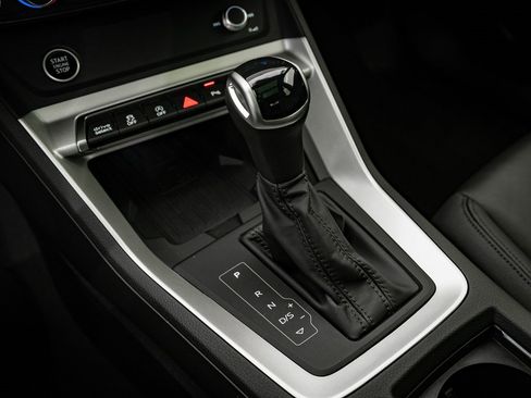 Certified 2024 Audi Q3 2.0T Premium w/ Convenience Package image 36