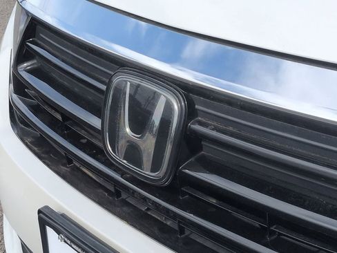 Used 2023 Honda Odyssey Elite image 12