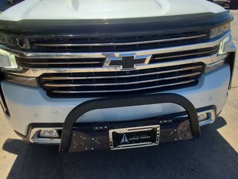 Certified 2021 Chevrolet Silverado 1500 High Country w/ Technology Package RWD image 5