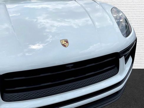 Used 2022 Porsche Macan S AWD/4WD image 32